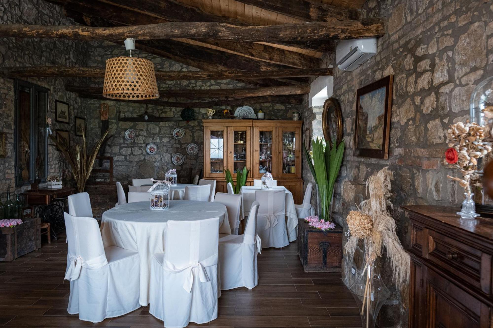 Gasthaus Country Relais La Torretta Baronale San Giorgio del Sannio Exterior foto